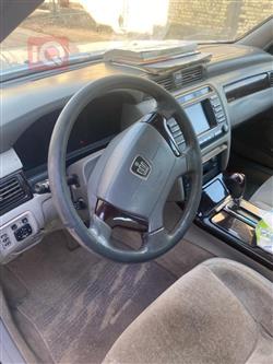 تۆیۆتا کراون